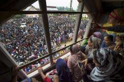 Funeral ceremony of Hizbul Mujahideen commander Yasin Yattoo