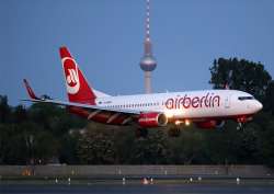 Bankrupt German airline Air Berlin operates last flights