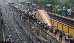 Heavy rains claim two lives in West Bengal