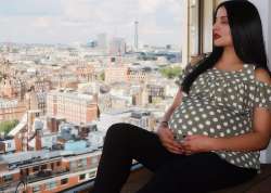 celina jaitly twins death