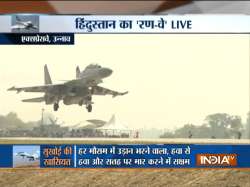 IAF's Sukhoi fighter jets make touchdown on Agra-Lucknow Expressway 