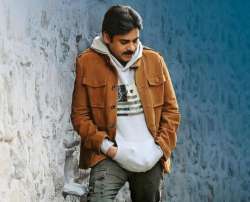 Pawan Kalyan starrer Agnyaathavaasi to have 7 shows in Andhra, 5 in Telangana