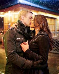 Aashka Goradia, Brent Goble