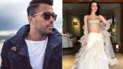 Elli AvrRam dating cricketer Hardik Pandya? 