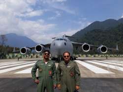 C 17 Globemaster landing