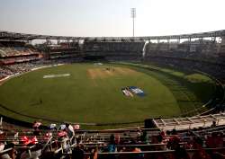 wankhede stadium mumbai history odi t20i test match IPL records pich report and average score