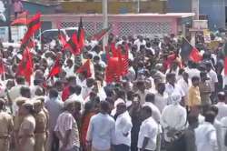 DMK workers protesting against CMB issue in Chennai  on Thursday