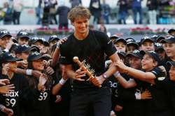 Alexander Zverev beats Dominic Thiem to win Madrid Open