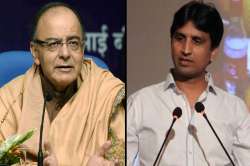 Arun Jaitley accepts Kumar Vishwas' apology, withdraws defanation case against him