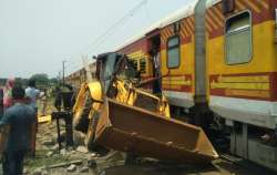 Odisha: Ernakulam-Howrah Antodaya Express hits excavator machine at level crossing, no one injured