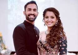 Dinesh Karthik with his wife Dipika Pallikal