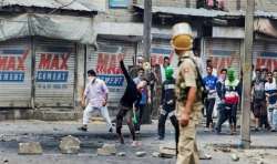 stone pelting in kashmir