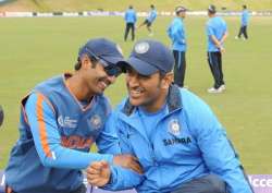 Dinesh Karthik, MS Dhoni