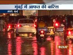 Pre-monsoon showers lash Mumbai