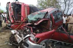  
At least ten people were killed and three others injured in a road accident near Maharashtra's Yavamatal.