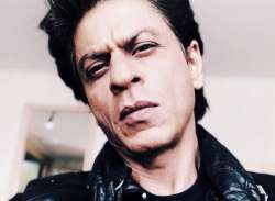 Shah Rukh Khan has wittiest reply on not working in Hollywood