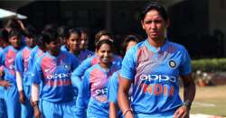 CoA likely to meet Harmanpreet, Mithali; players asked to maintain 'decorum'