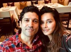 Farhan Akhtar ‘bumped into’ rumoured girlfriend Shibani Dandekar