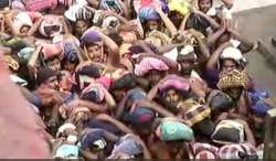 Devotees throng Sabarimala temple