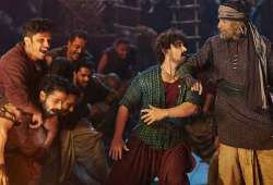 Thugs of Hindostan Movie Review 