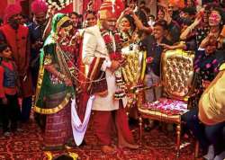 Patidar leader Hardik Patel ties the knot with childhood friend Kinjal Parikh