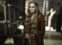 Lena Headey aka Queen Cersie says she got 'emotional' on the last day of 'GoT' filming