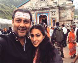  Abhishek Kapoor, Sara Ali Khan