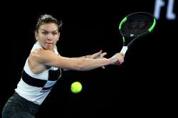 Australian Open: Halep edges young Kenin