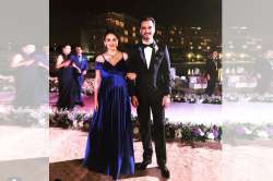 Pregnant Esha Deol shares a pic with husband Bharat Takhtani from a family wedding. Check out