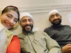 sonam kapoor anand ahuja at gurudwara