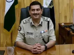 Election Commission replaces Kolkata police commissioner Anuj Sharma, 3 other Bengal top cops