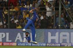 IPL 2019, MI vs CSK: Pollard flies to dismiss Suresh Raina, Twitter goes crazy!