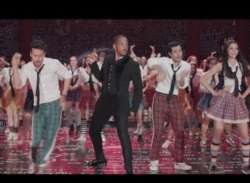 Will Smith dances to Radha Teri Chunri in Student Of The Year 2