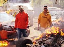 Rohit Shetty and Akshay Kumar 