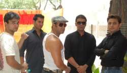 Salman Khan goes shirtless as he attends a wedding- See pics