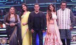 Salman Khan teases and pulls Shilpa Shetty’s leg on Super Dancer Chapter 3, watch funny video