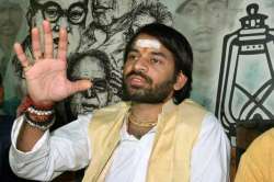 Don't vote for RJD, says Tej Pratap Yadav