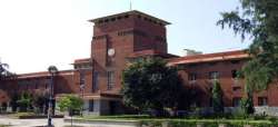 DU will be holding a session for female students on June 8 to help them with their admission-related queries