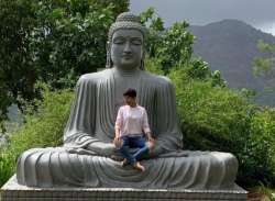 Tahira Kashyap pens down heartfelt apology after netizens troll her for sitting on the Buddha statue