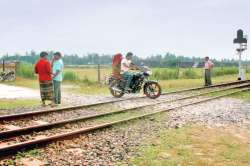 Indian Railways plan to eliminate all 2,568 manned level crossing