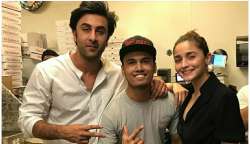 Ranbir Kapoor heads for a romantic date in New York with lady-love Alia Bhatt