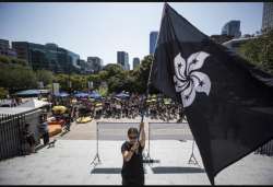 Court extends injunction on Hong Kong airport protests
 