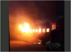 Sampark Kranti Express fire