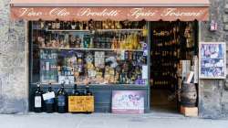 Put Lord Ganesha’s idol at the entrance to bring prosperity to the shop