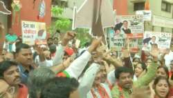 BJP holds protests seeking Rahul Gandhi's apology