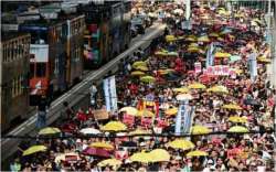 Hongkong protesters declare restaurants 'yellow' or 'blue'