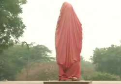 ABVP march against defacement of Vivekanada's statue at JNU