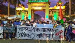 Police issues notice to prevent BHU students from taking out march