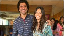 Farhan Akhtar undergoes freezing 'cryotherapy' treatment with girlfriend Shibani Dandekar 