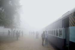 Dense fog in Delhi delays over 100 trains, 19 flights